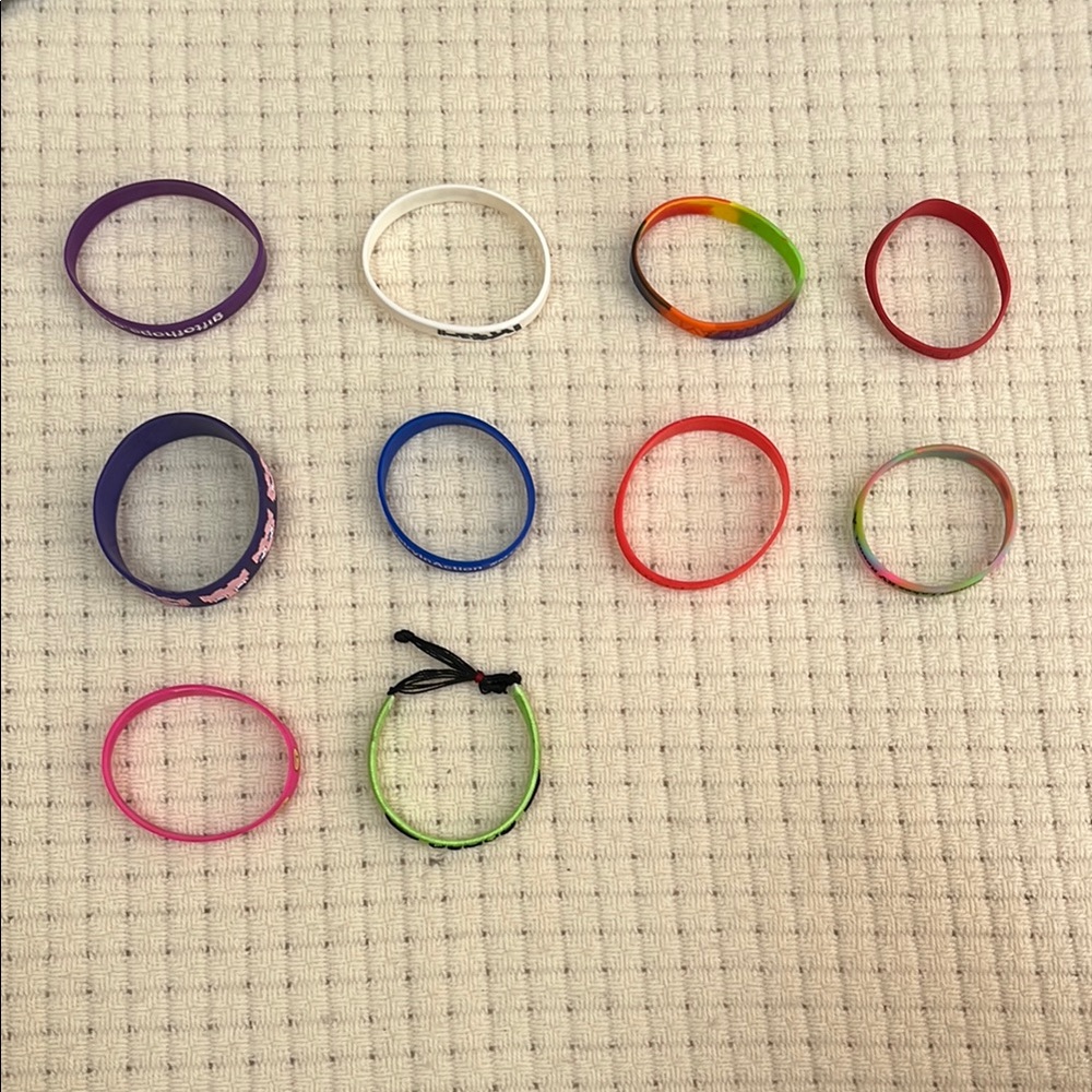 Colorful Kids Silicone Bracelets Set